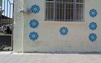 دیوارهای بد منظر خیابان شهید امینی ساماندهی می‌شود