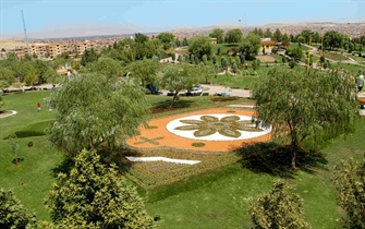 شهرداری ارومیه در سال 93 با اجرای بیش از 76.5 هکتار فضای سبز فراتر تعهدات بودجه مصوبه شورای اسلامی شهر ارومیه اقدام کرده است